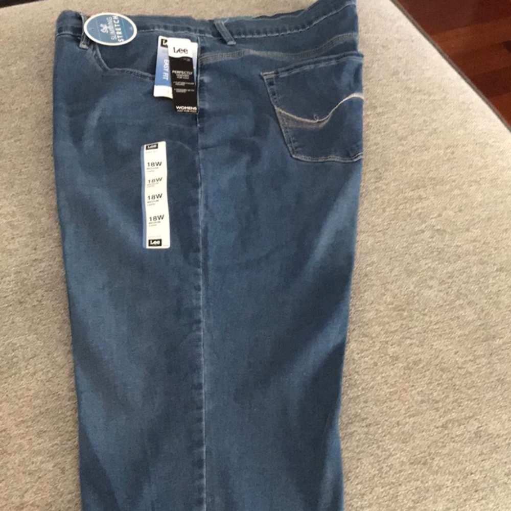 Lee Easy Fit Fade Out Capri.